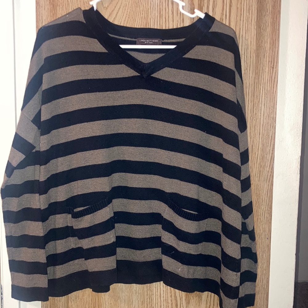 Linda Matthews New York long sleeve